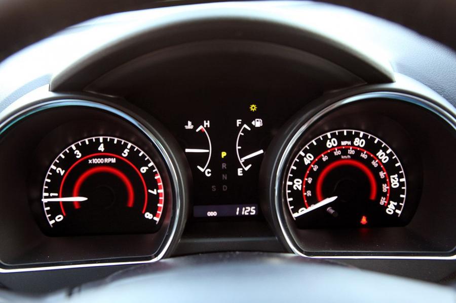  Toyota Highlander 2011 года  (фото 4 из 108)